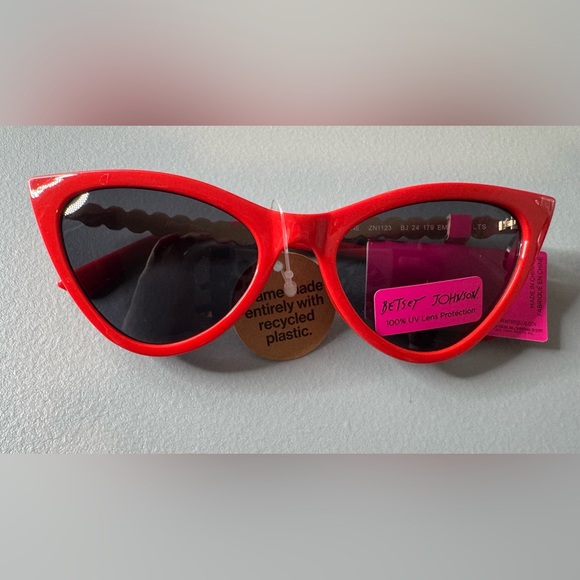 Betsey Johnson Accessories - Betsey Johnson Vibrant Red Cat Eye Sunglasses with Pearl accents gold hardware